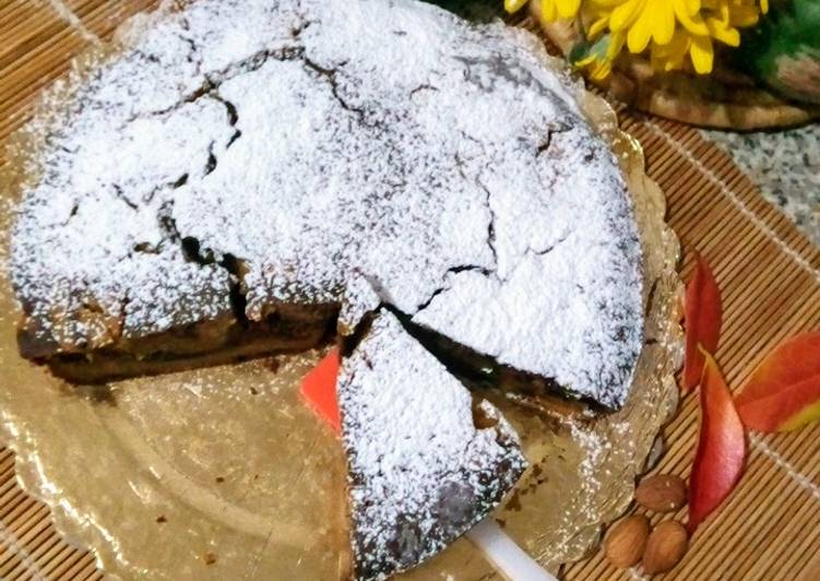 Torta con la zucca, cacao e mandorle