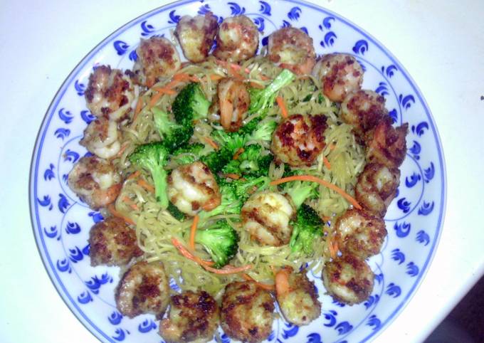 spicy shrimp and stir fry noodles.