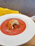 Gazpacho di Pomodoro con Gamberi