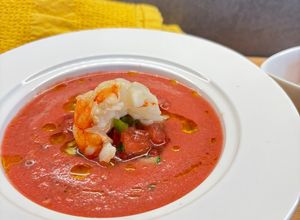 Foto di Gazpacho di Pomodoro con Gamberi