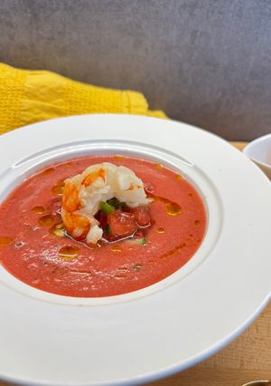 Foto di Gazpacho di Pomodoro con Gamberi