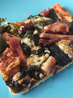 Foto principal de Pizza de pulpo y grelos 🍕🐙