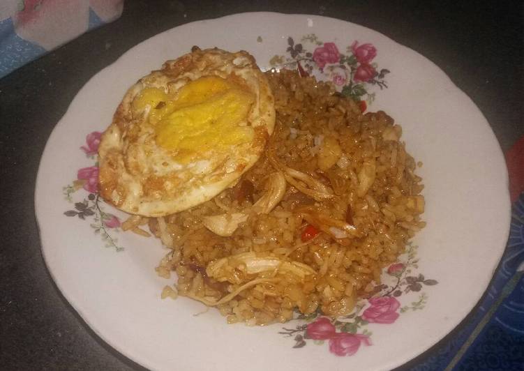 Cara mudah mengolah Nasi goreng ayam timtam, Lezat Sekali