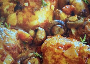 Easy Fast Cooking Chicken with Mushrooms Tomatoes and Rosemary Yummy