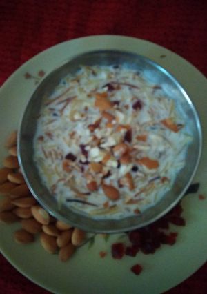 A picture of सेविया खीर.