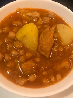 Una foto de Garbanzos con Bacalao