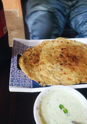A picture of Qeema pratha.