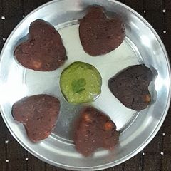 A picture of Beetroot cutlets.