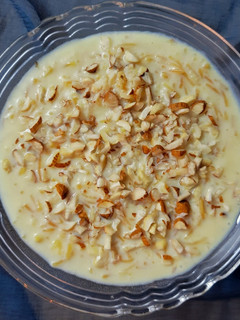கஸ்டர்டு சேமியா பாயாசம் (Custard Vermicelli Kheer) (Custard semiya payasam recipe in tamil) செய்முறை முக்கிய புகைப்படம்