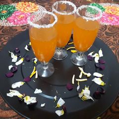 A picture of Orange juice.