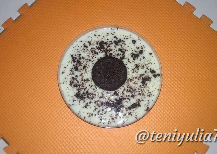 Puding coklat Oreo