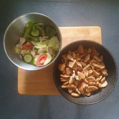 Lime dressed Chicken Salad with Croutons A picture of Lime dressed Chicken Salad with Croutons.