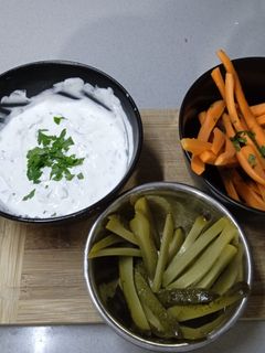 Una foto de Salsa blanca de yogurt o Deluxe