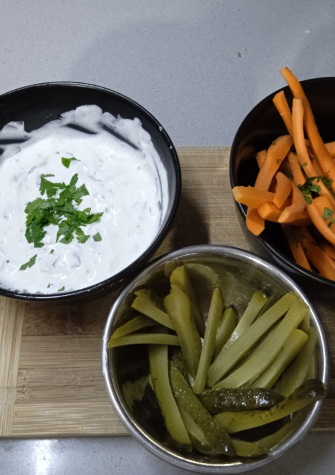 Una foto de Salsa blanca de yogurt o Deluxe