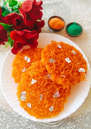 A picture of Sindhi special sweet Gheeyar 😋😋.