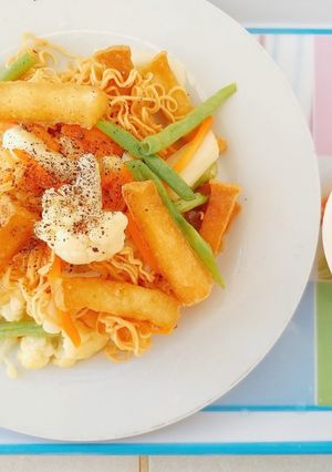 Hình của món Mì xào rau củ chay.