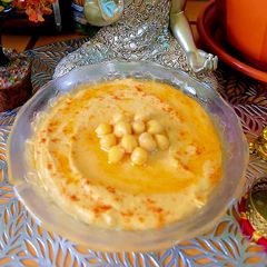 A picture of Peri Peri Humus.