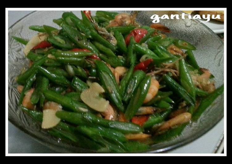 Tumis buncis udang saus tiram