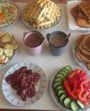 Hétvégi svédasztalos reggeli