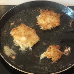 A picture of Hash browns.