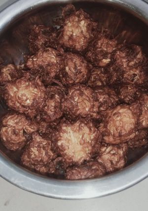 लौकी के पकौड़े (lauki ke pakode recipe in Hindi) रेसिपी मुख्य फोटो