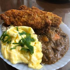 A picture of Chicken Curry Tonkatsu.
