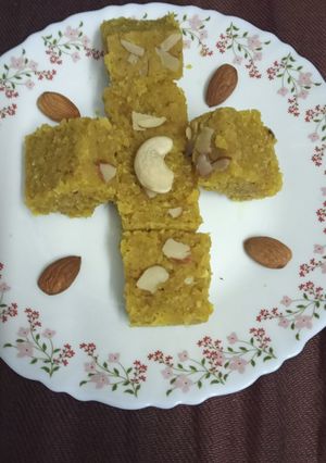 લીલા નાળિયેરનો ટોપરાપાક (Lila Nariyal Topra Paak Recipe In Gujarati) રેસીપી મુખ્ય ફોટો
