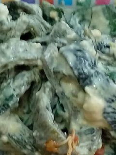 Una foto de Rajas de poblano y nopal con requesón y jocoque