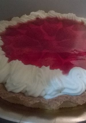 Una foto de Tarta de frutillas 🍓