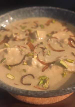 शाही मलाई पनीर (shahi malai paneer recipe in marathi) रेसिपी चे मुख्य फोटो 