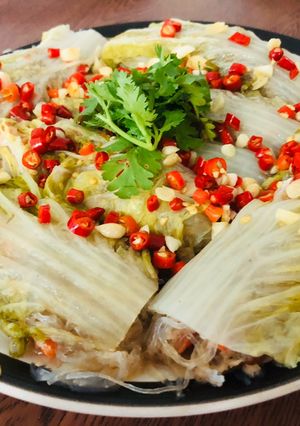 รูปของ ผักกาดขาวห่อหมูสับวุ้นเส้นนึ่งมะนาว vermicelli w/ minced pork wrapped in Chinese cabbage lemon sauce