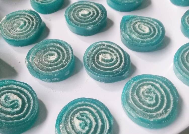 Bumbu 162. Permen Agar-agar Gulung / Agar-agar Candy Roll | Cara Masak 162. Permen Agar-agar Gulung / Agar-agar Candy Roll Yang Enak Banget