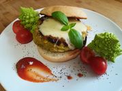 Una foto de hamburguesas de romanescu