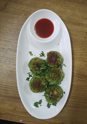 A picture of Hariyali tikki.
