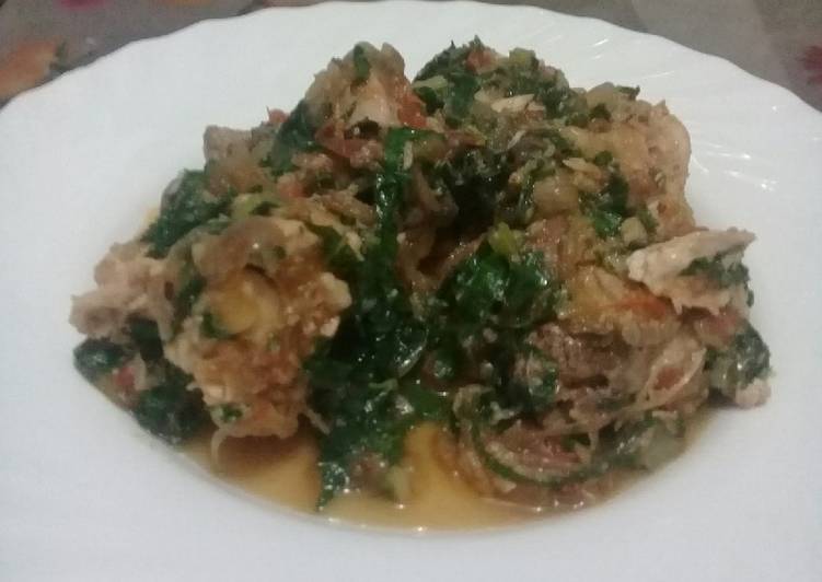 How to Prepare Chicken stew in spinach in 20 Minutes for Young Wife