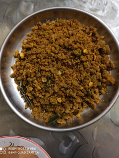      વઘારેલો બાજરી નો રોટલો રેસીપી મુખ્ય ફોટો