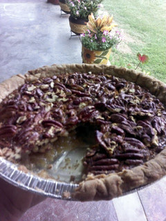 A picture of Easy pecan pie.