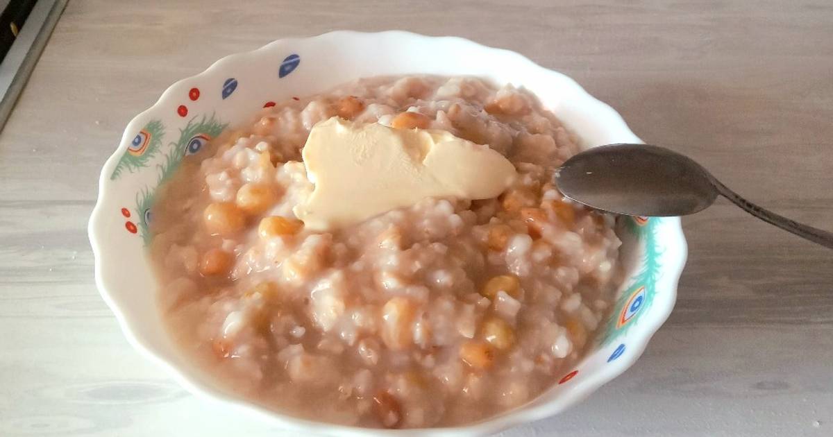 Каша Геркулес на воде.