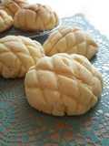 Crispy and Fluffy Melon Pan