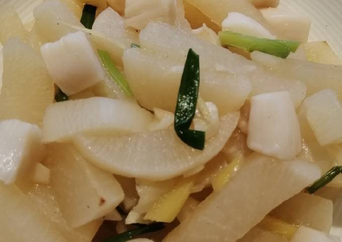 Easiest Way to Make Homemade Daikon with Fresh Scallop