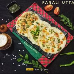 A picture of Farali Uttapam.