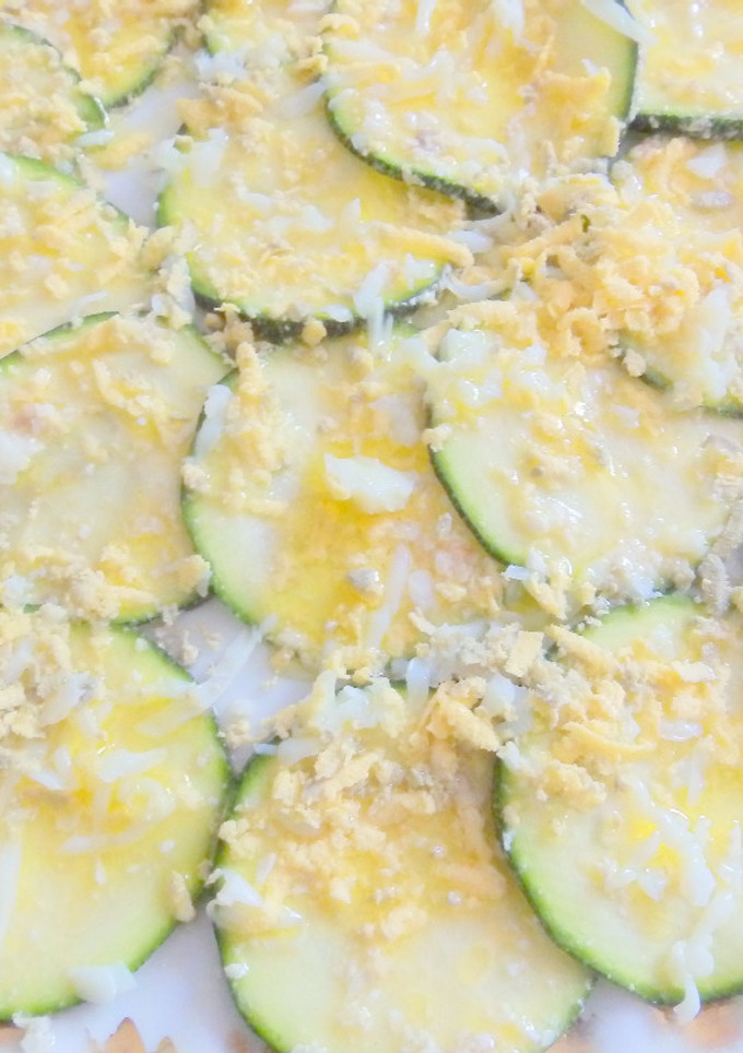 Una foto de Carpaccio de calabacín