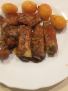 Una foto de Costillar o costillas al horno con salsa barbacoa casera