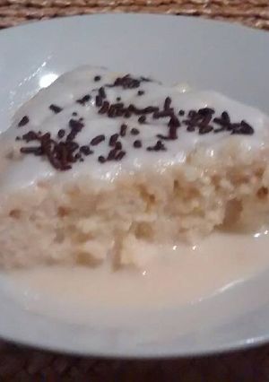 Una foto de Torta tres leches (sin cubierta)