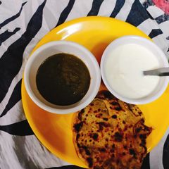 A picture of Onion parantha.