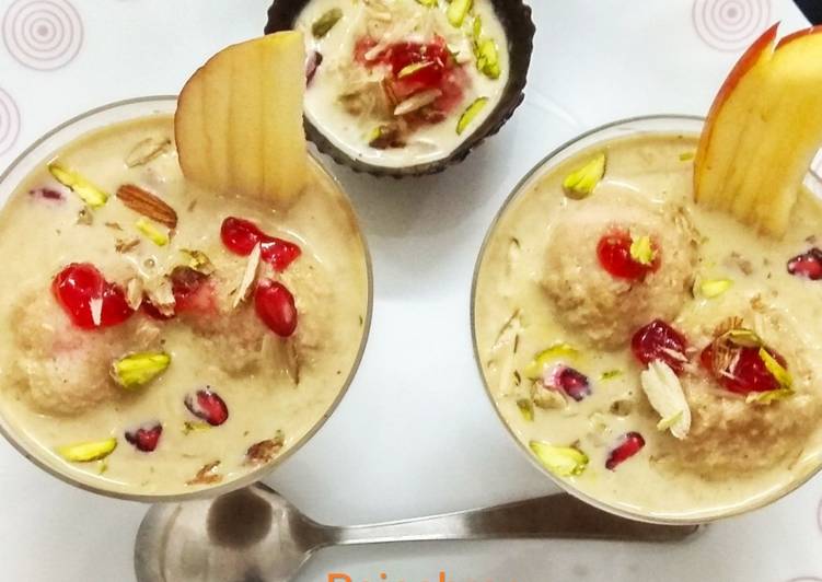 Simple Way to Prepare Ultimate Fruits Balls In Coco Custard