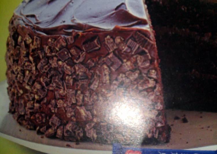 chocolate buttermilk layer cake chocolate buttermilk layer cake