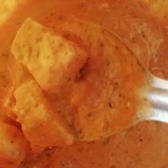 A picture of Shahi paneer.