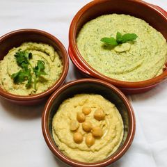A picture of Herby Hummus.