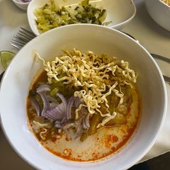 A picture of Chicken Kao Soi.